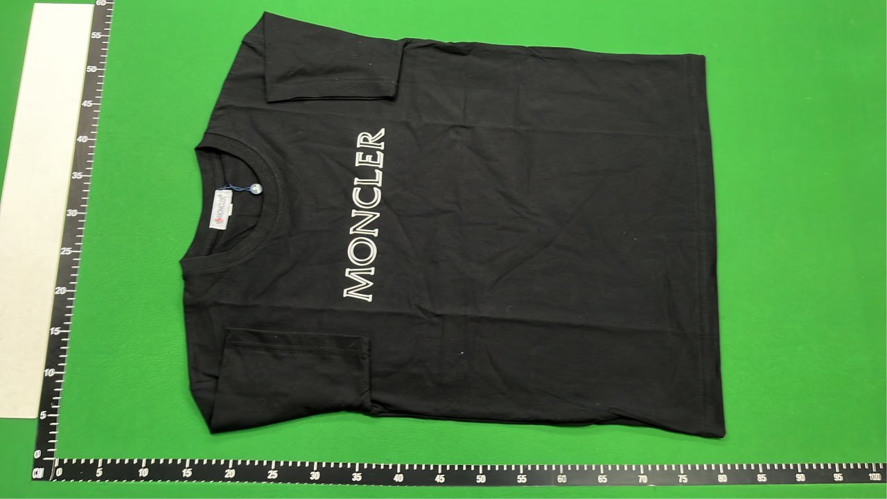 ph005 Moncler Tee