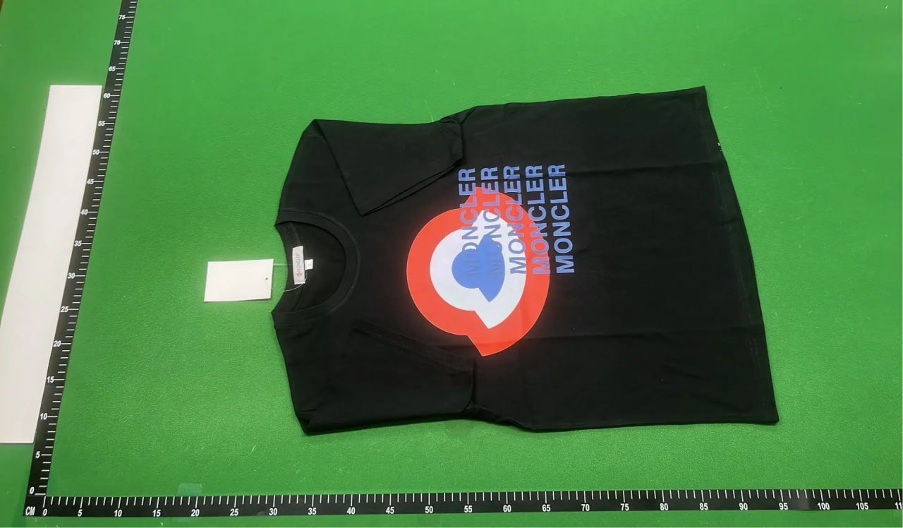 ph005 Moncler Tee