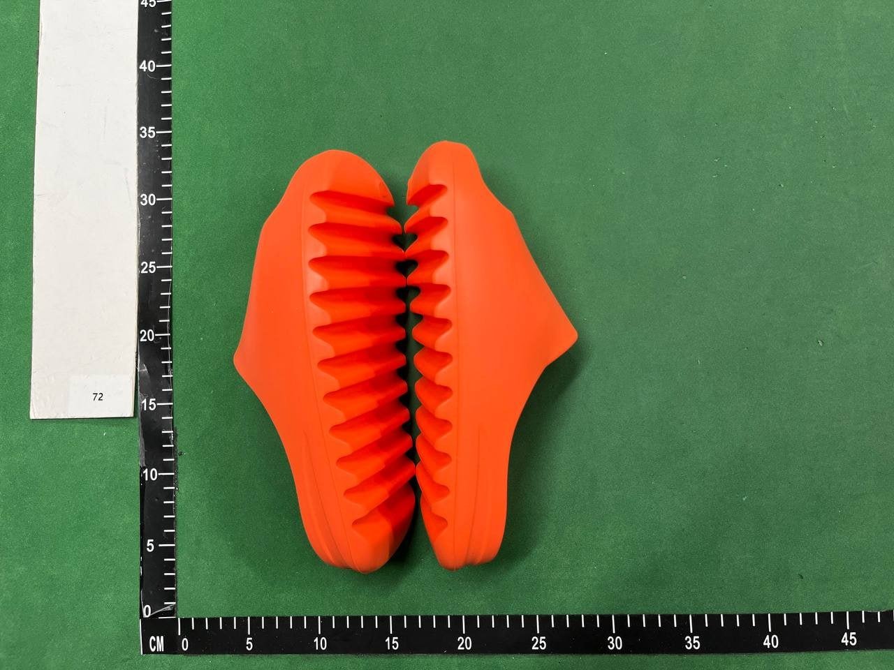 ph010 Yeezy Nike Slide