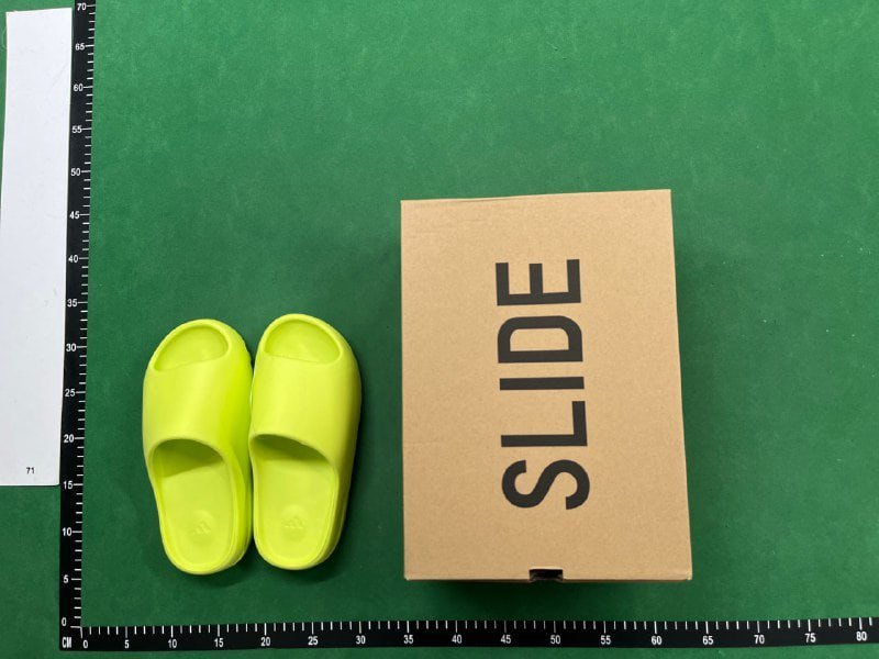 ph010 Yeezy Nike Slide