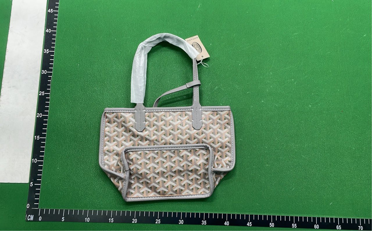 ph025 Goyard Bag