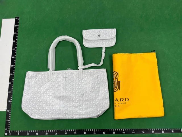 ph025 Goyard Bag