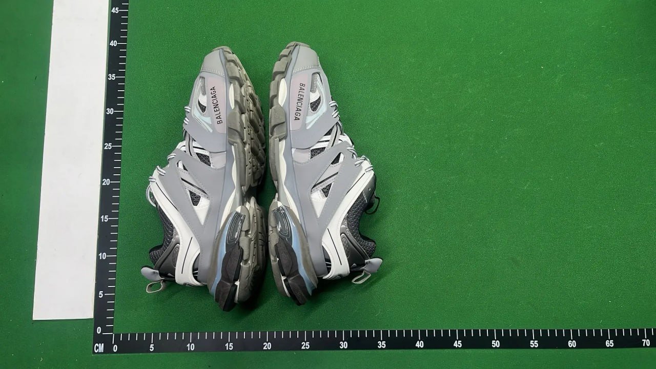 ph028 Balenciaga Track Led