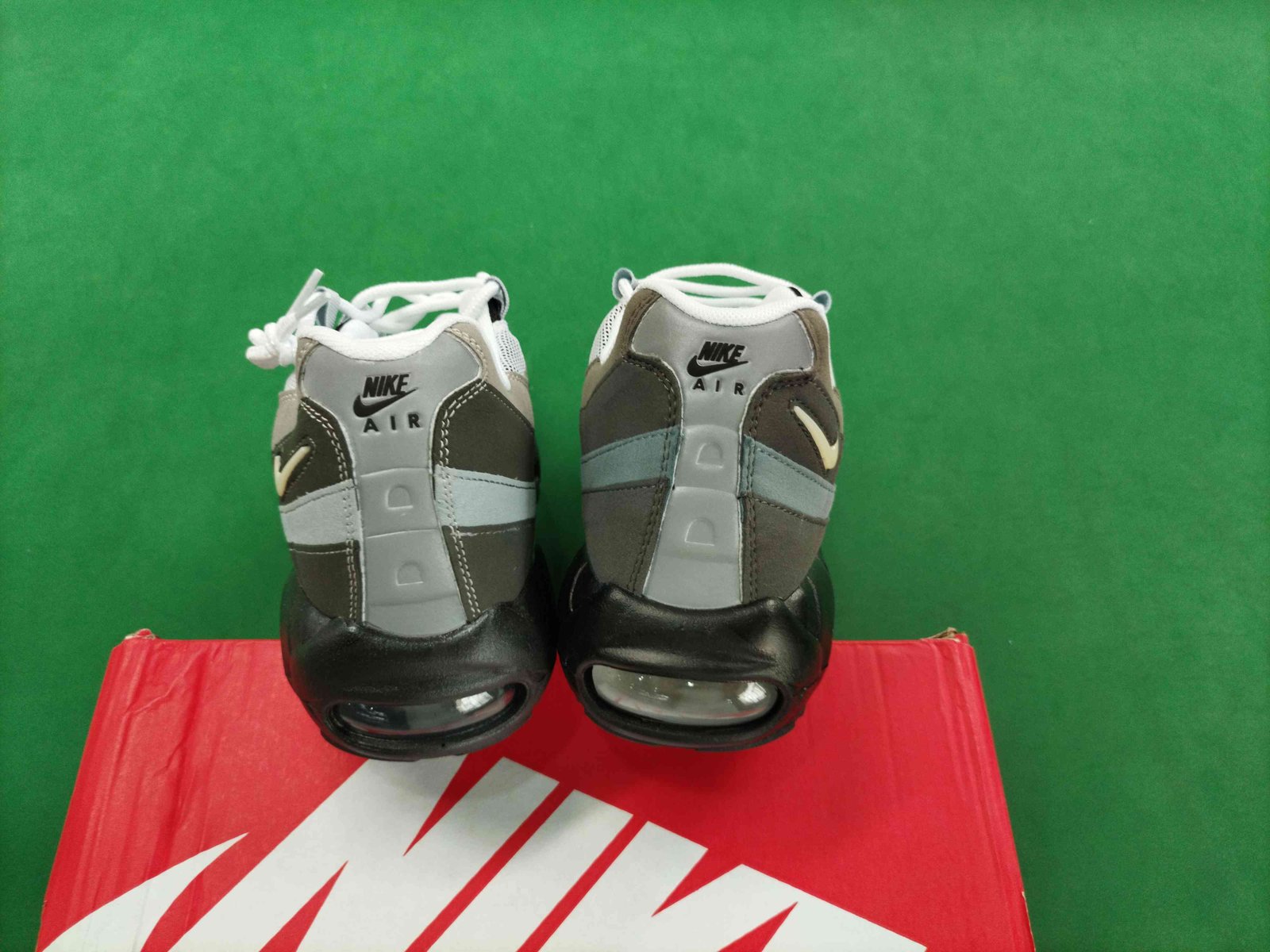 ph047 Nike Air Max 95