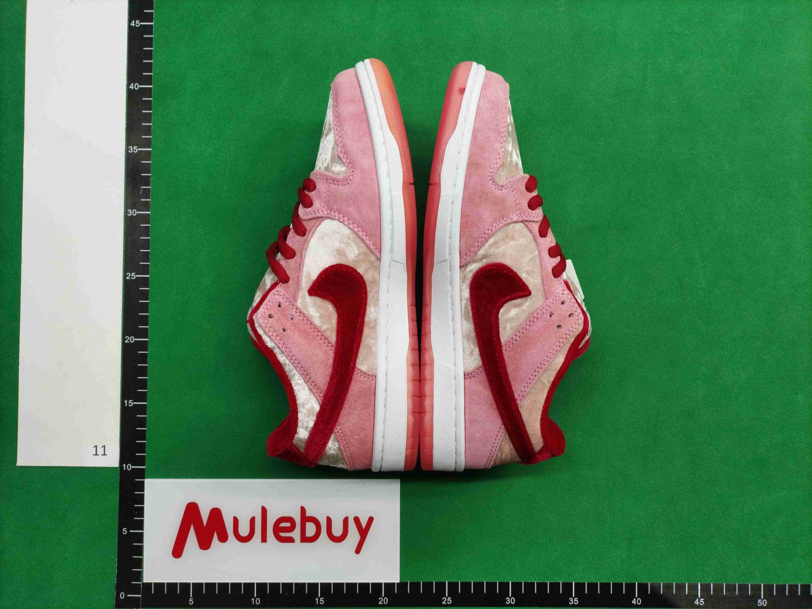 ph059 Nike SB Dunk Low