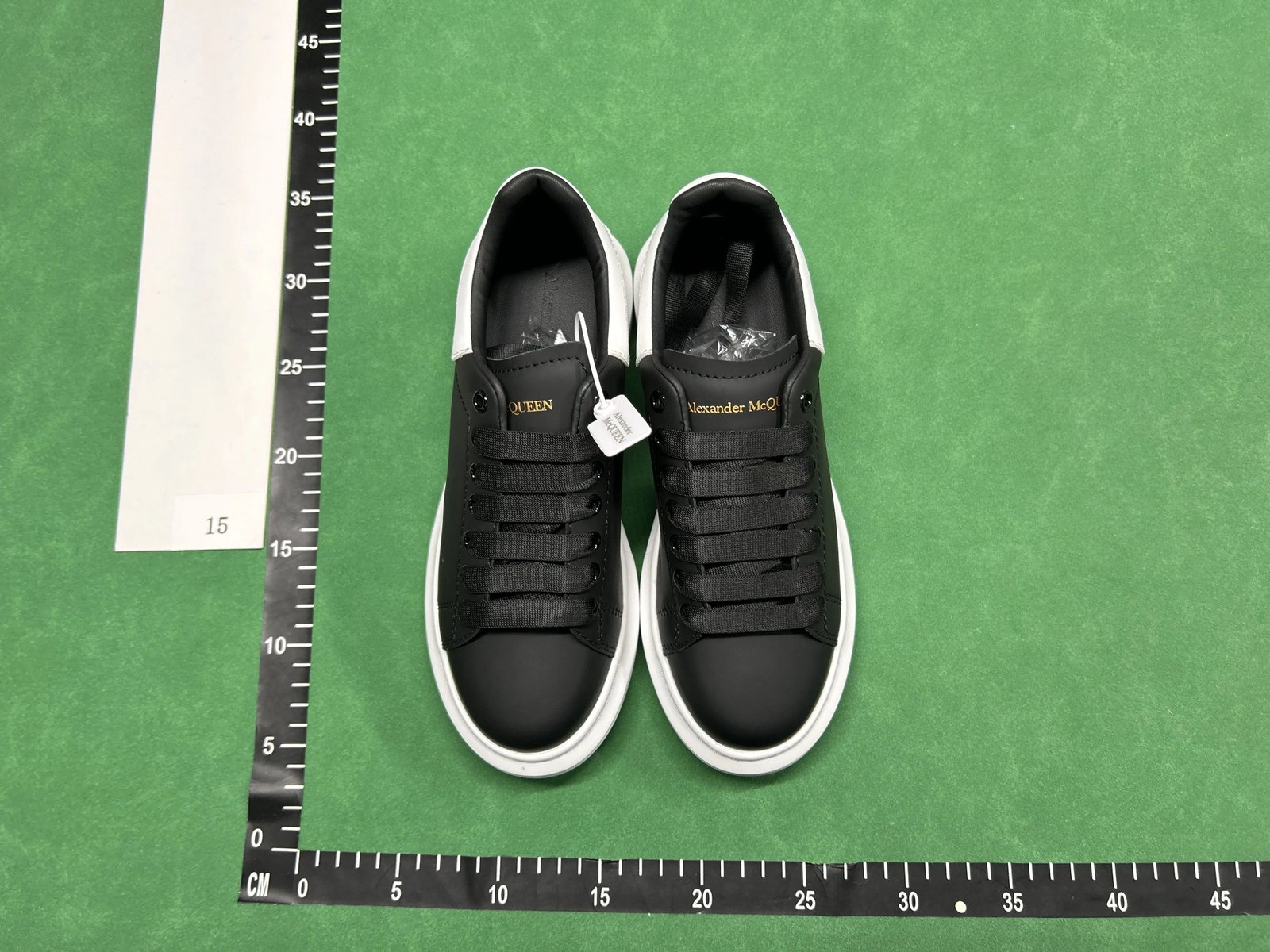 ph066 Alexander McQueen Oversized