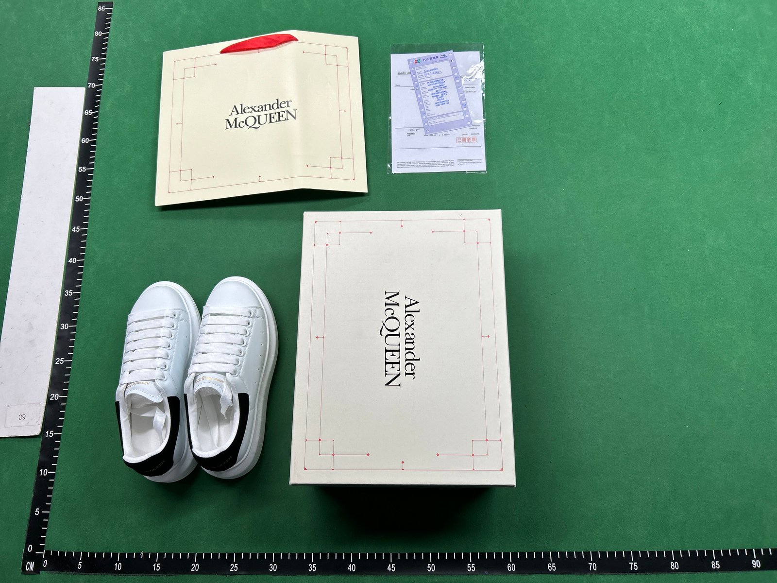 ph066 Alexander McQueen Oversized