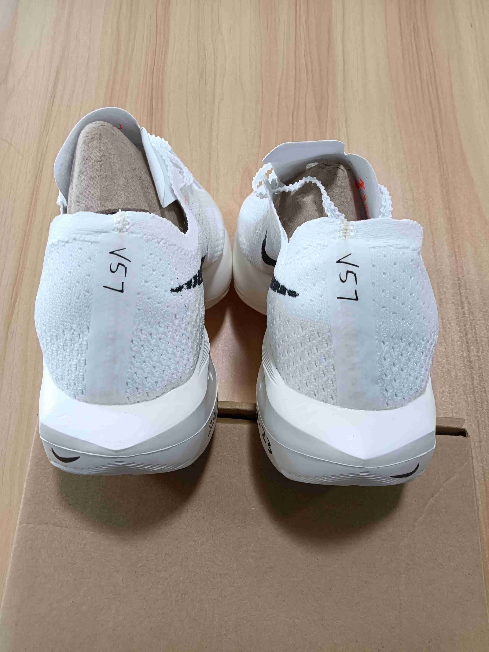 ph070 Nike Vaporfly Next 3