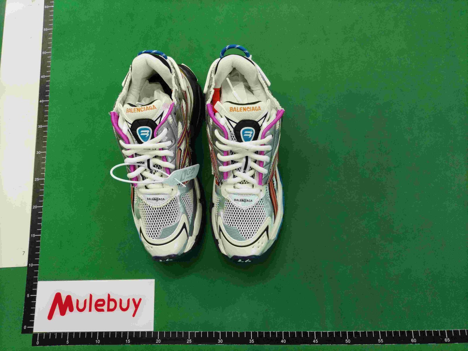 ph077 Balenciaga Runner