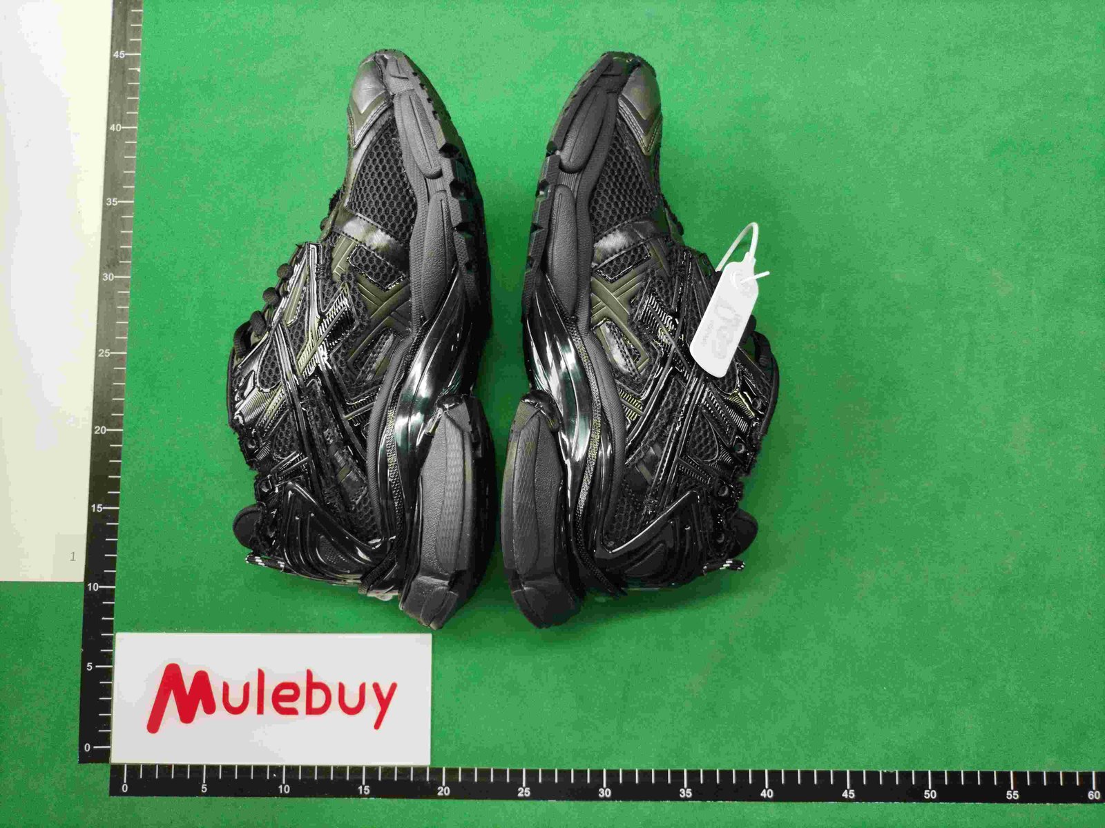 ph077 Balenciaga Runner