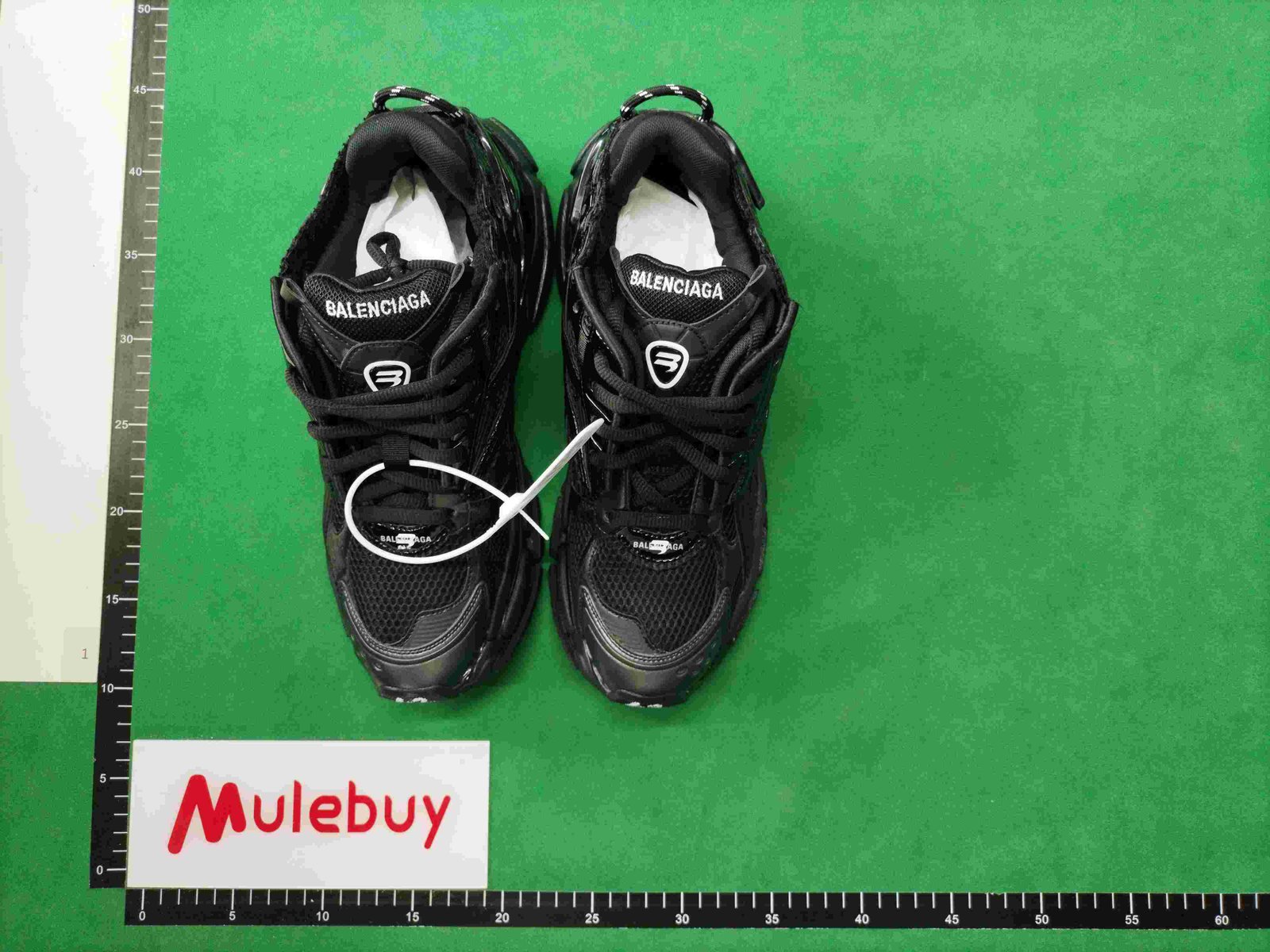 ph077 Balenciaga Runner