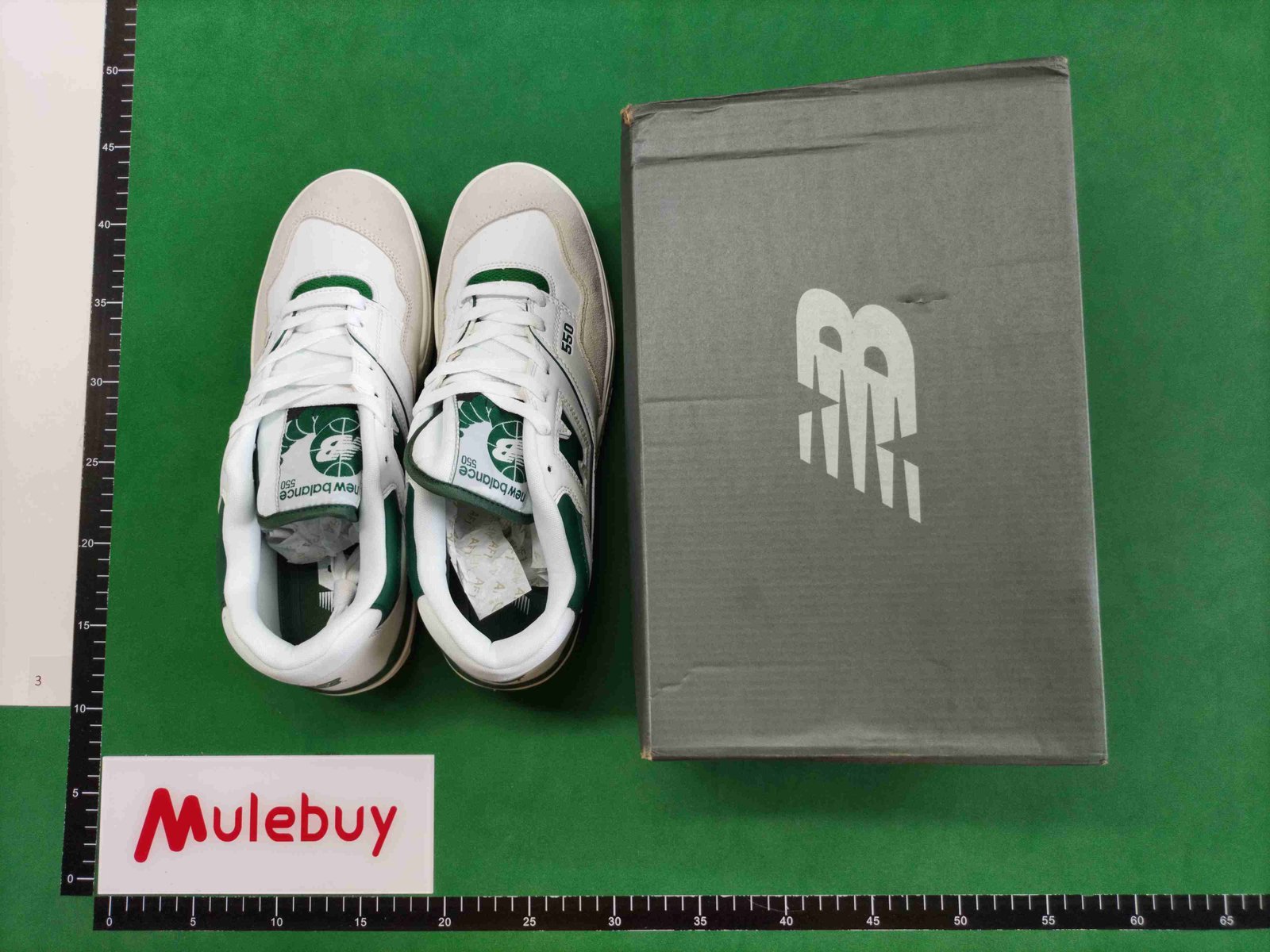 ph080 New Balance 550