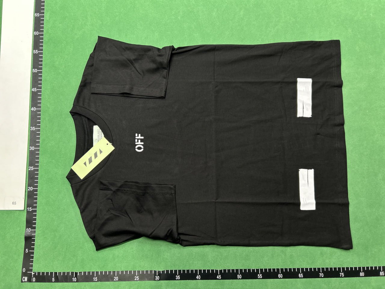 ph087 Off-White Tee