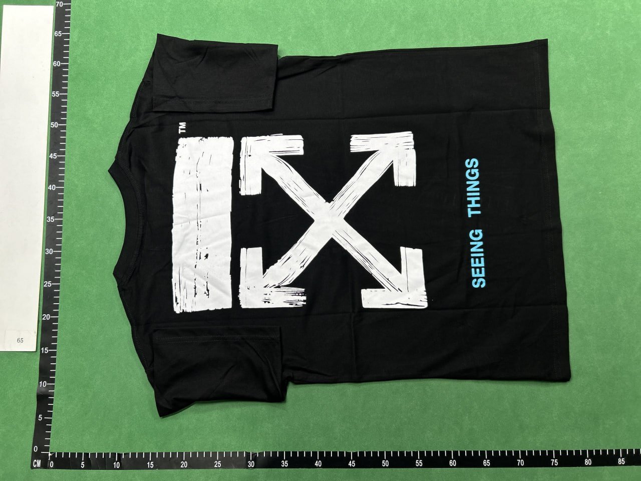 ph087 Off-White Tee