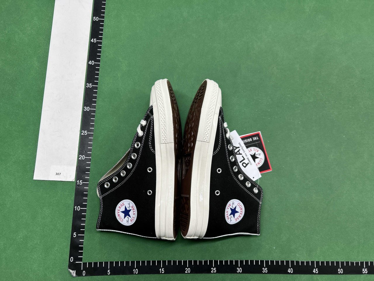 ph090 Converse 1970