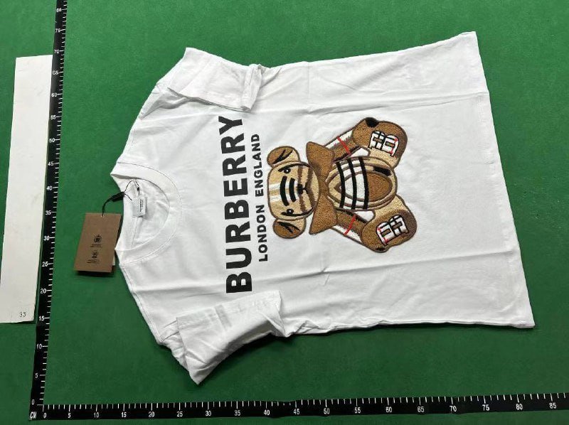ph093 Burberry Tee