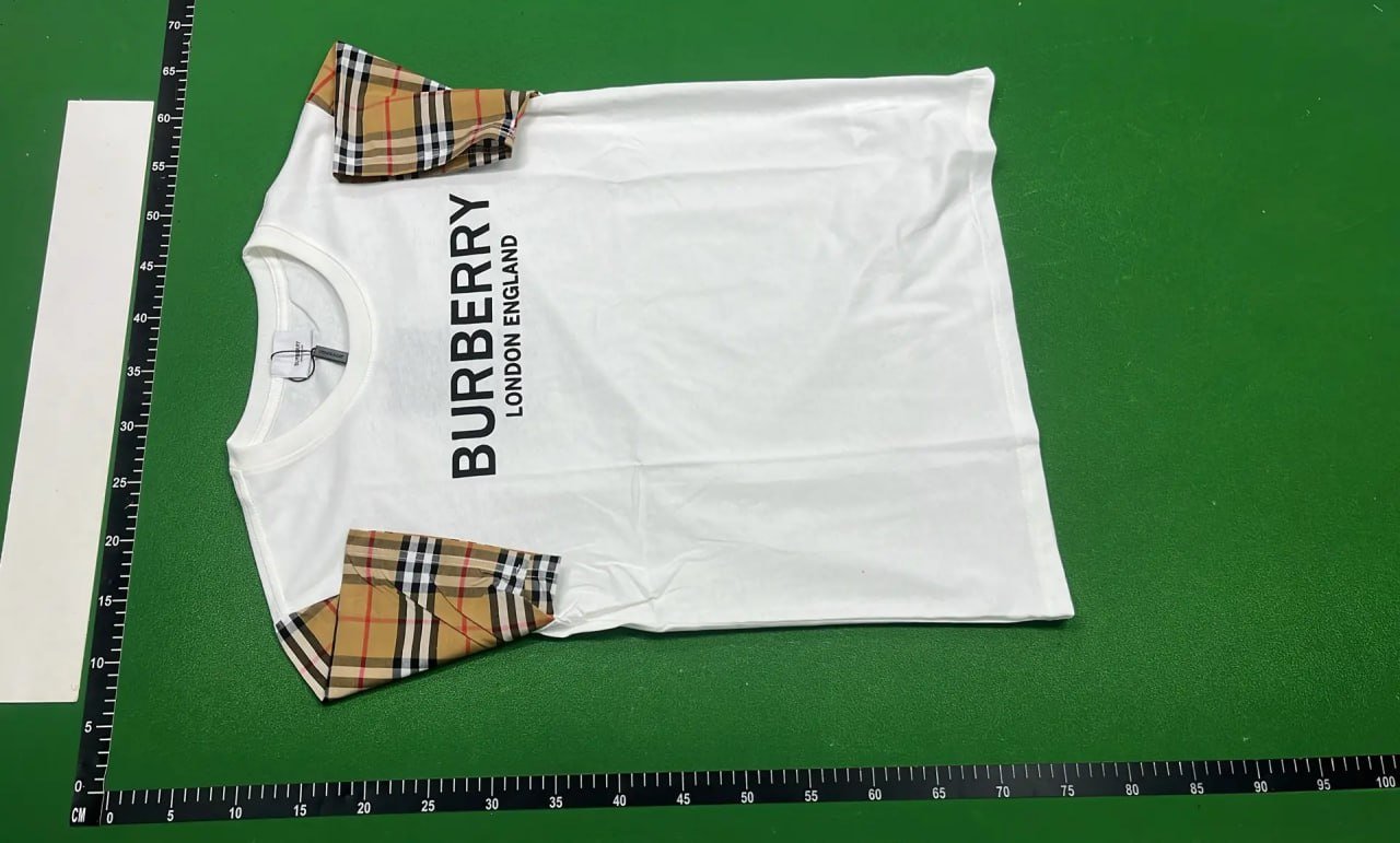 ph093 Burberry Tee
