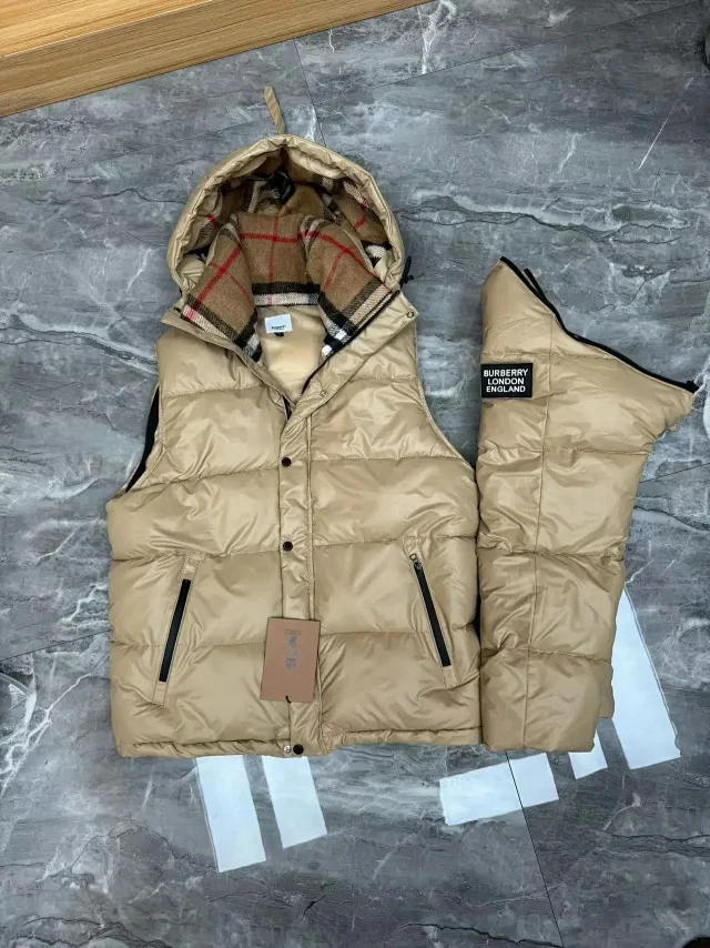 Burberry vest
