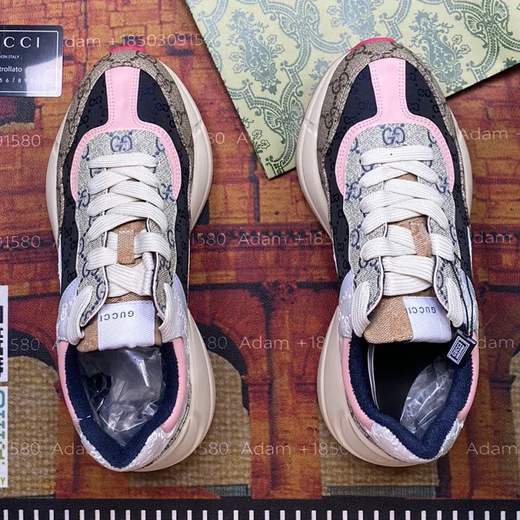 GUCCI shoes
