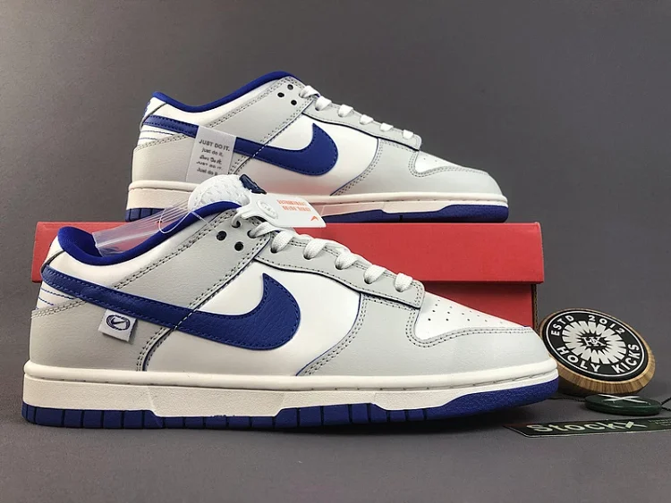 NIKE SB Dunk Low Premium