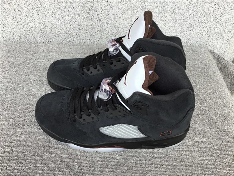 Air Jordan 5 sneakers
